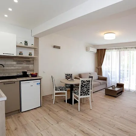 Корал, Хотел, Поморие Hotel 3*